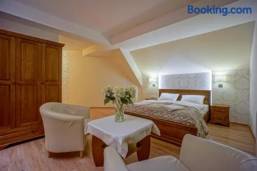 Jawor Pokoje i Apartamenty - Image 1