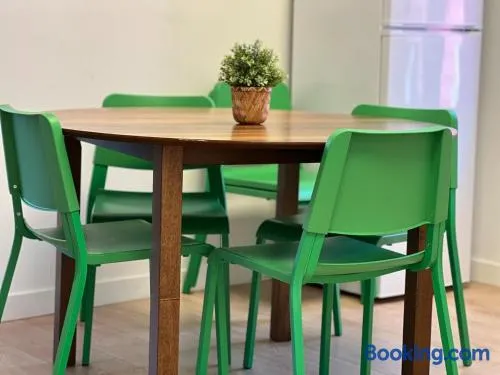 Appartement 2 - Est - Image 1
