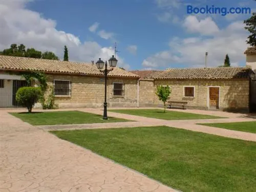 CASA JUNTO AL PARQUE NATURAL DE LAS BARDENAS - Image 1