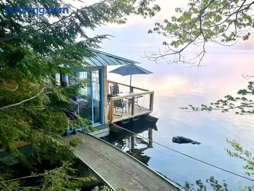 Nautilus Floating Island Cabin - Image 1