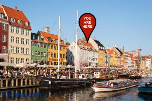 Authentic Copenhagen Apartment by Nyhavn - Image 1