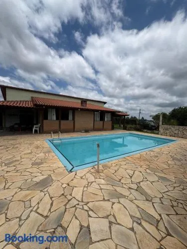 Casa com piscina há 1h30 de São Paulo - Image 1