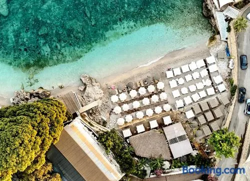 Hotel Platinium Dhermi - Image 1