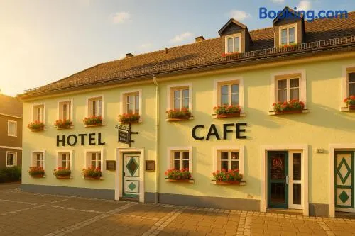 Gasthof Hotel Bräustübl und Haus Boutique - Image 1