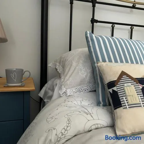 Caistor Bed & Breakfast - Image 1