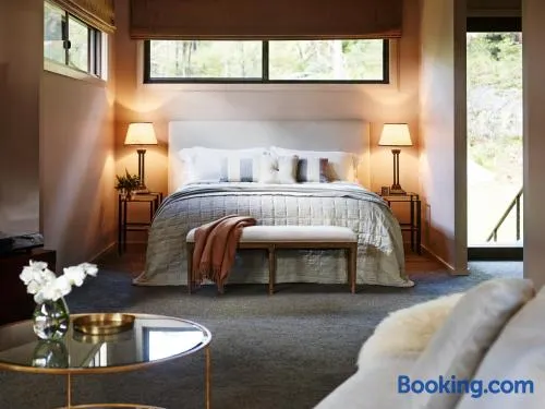 Pretty Beach House - Image 1