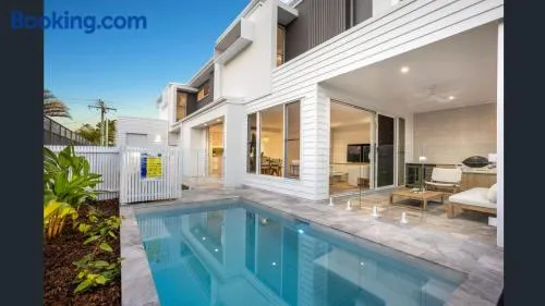 Luxury Townhouse Maroochydore - Image 1