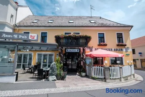 Hotel Restaurant Schwarzer Adler - Image 1