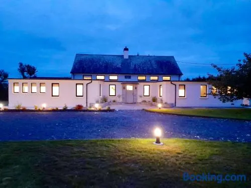 Dillon School House - Luxury in the countryside - Image 1