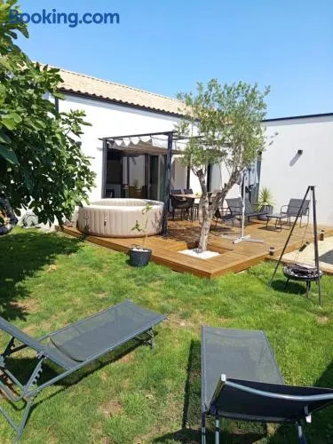 Zéphyr - Maison 3 Chambres avec jacuzzi - Proche aéroport et Nantes - Image 1