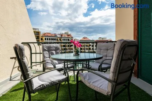 GuestReady - Family-Friendly Haven in Funchal - Image 1