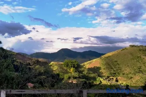 Chalé com vista para montanha na CERVEJARIA JYBÁ - Image 1