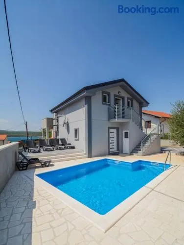 Villa with amazing view and a private pool, Šušnjar 1 - Image 1