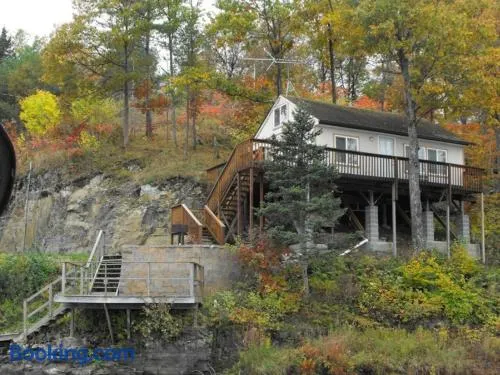 Cliffside Hideaway-Renovations & upgrades coming! - Image 1