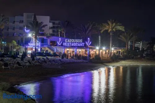 Karousos Beach Rooms - Image 1