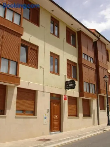 Los Nietos - Image 1