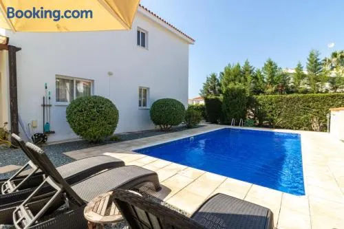 Villa Love - 3BR Romantic Retreat near Coral Bay Beach - Image 1