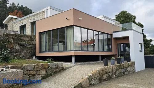 Villa Maragoça Retreat Douro - Image 1