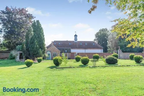 1 Bed in Wellesbourne oc-w33028 - Image 1