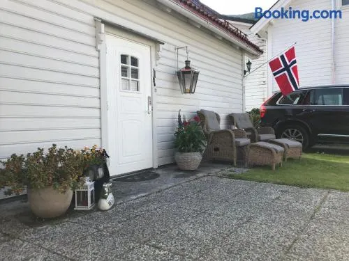 Koselig Landsbyhus i Nordfjord - Image 1