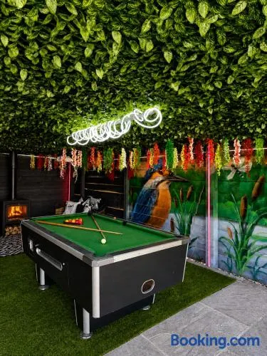 Holly Tree Luxury Lodge - Image 1