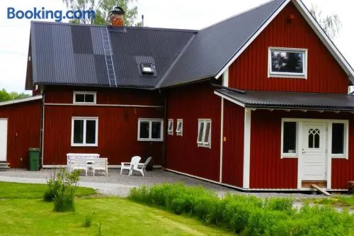 Vakantiehuis in Värmland midden in de natuur - Image 1