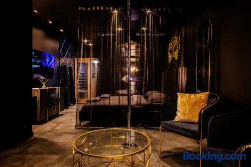 Love Room, Villeurbanne Rollet - Image 1