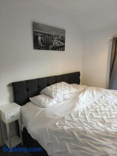Private Excellent Room in Erdington Near Lake in a Shared Accomodation - Image 1