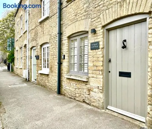 Tetbury Cottage - Image 1