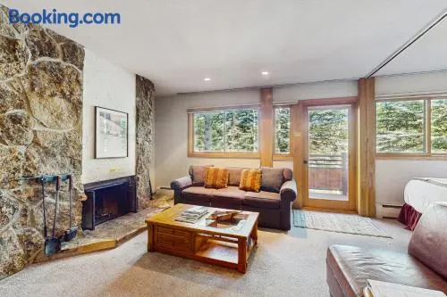 Cozy Slopeside Condo - Image 1