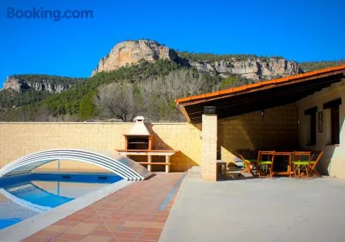 Casa rural Laguna de Uña - Image 1