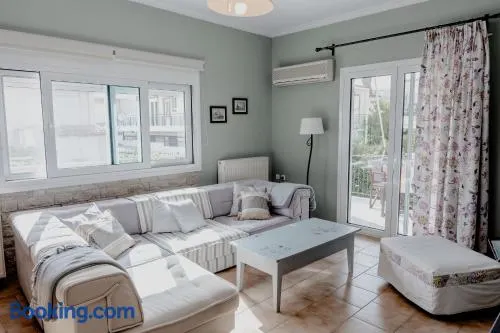 Va Yia/ Spacious guest house - Image 1