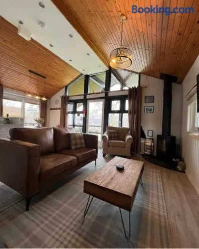 Bell Rock Holiday Lodge - Image 1