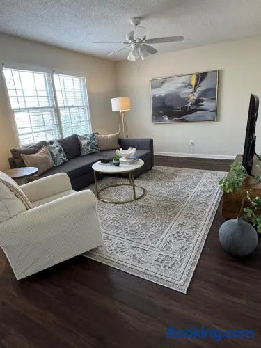 Spacious 4BR Home with Game Room and Backyard Oasis - Image 1