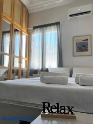 Giasemi Island House - Image 1