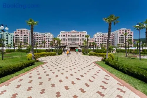 DIT Majestic Beach Resort - Image 1