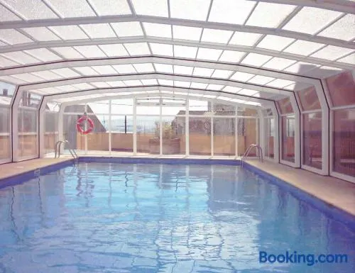 EnFOZ Con Piscina Parking y Playa a 100 metros - Image 1