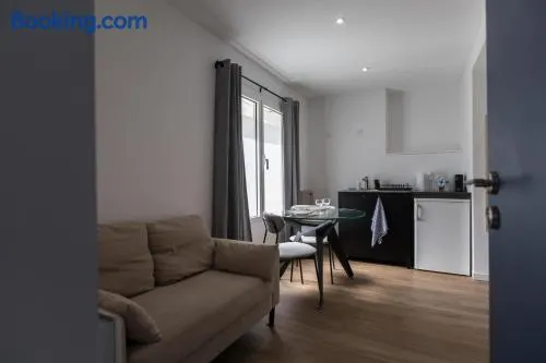 U-Room indépendant proche Paris Maison des Examens - Image 1