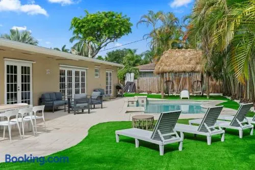 Casa Amazonia Pool Tiki Hut Volleyball Beach - Image 1