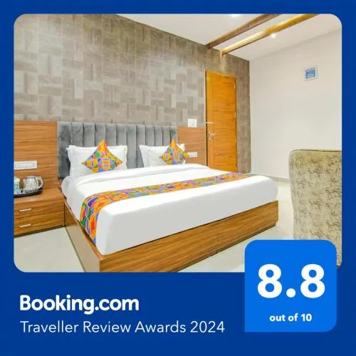 FabHotel Royal Mapple - Image 1