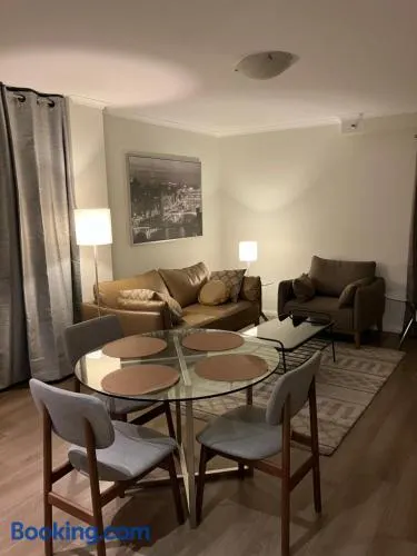 Great Place in Perth CBD - 2 bedrooms - parking included - Image 1