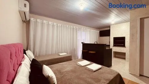 POUSADA DONATELLA Modernidade e conforto para noites tranquilas - Image 1