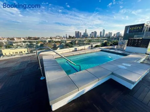 LUXURY LA PENTHOUSE PRIME LOCATION Min from HOLLYWOOD and DOWNTOWN - Image 1