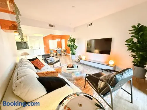 3BR Retreat in Prime Valley Location 109 - Image 1