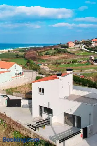AG Casa do Ramon en Playa Razo con patio exterior - Image 1