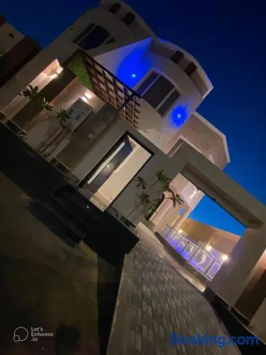 استراحة لورا الفندقية - Image 1