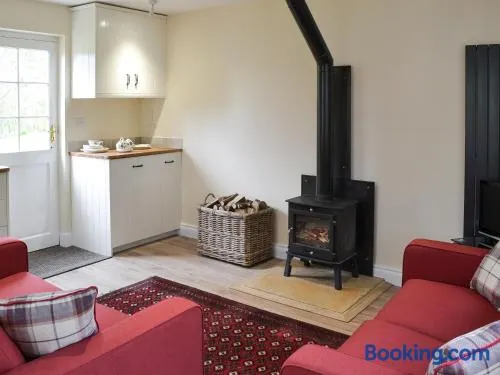 Holly Cottage - Image 1