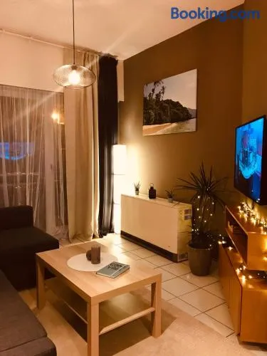 Value stay in apartment 100m from beach promenade - Image 1