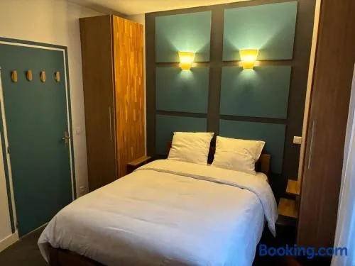 Logement entier : appartement - Saint-Cloud, France - Image 1