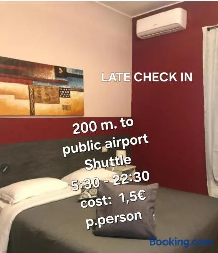 Vegan Inn Airport - Adults Only - LATE CHECK IN - Image 1
